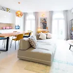 شقة Diepedale - 3 Pieces - Parking - Carre D'or مينتون